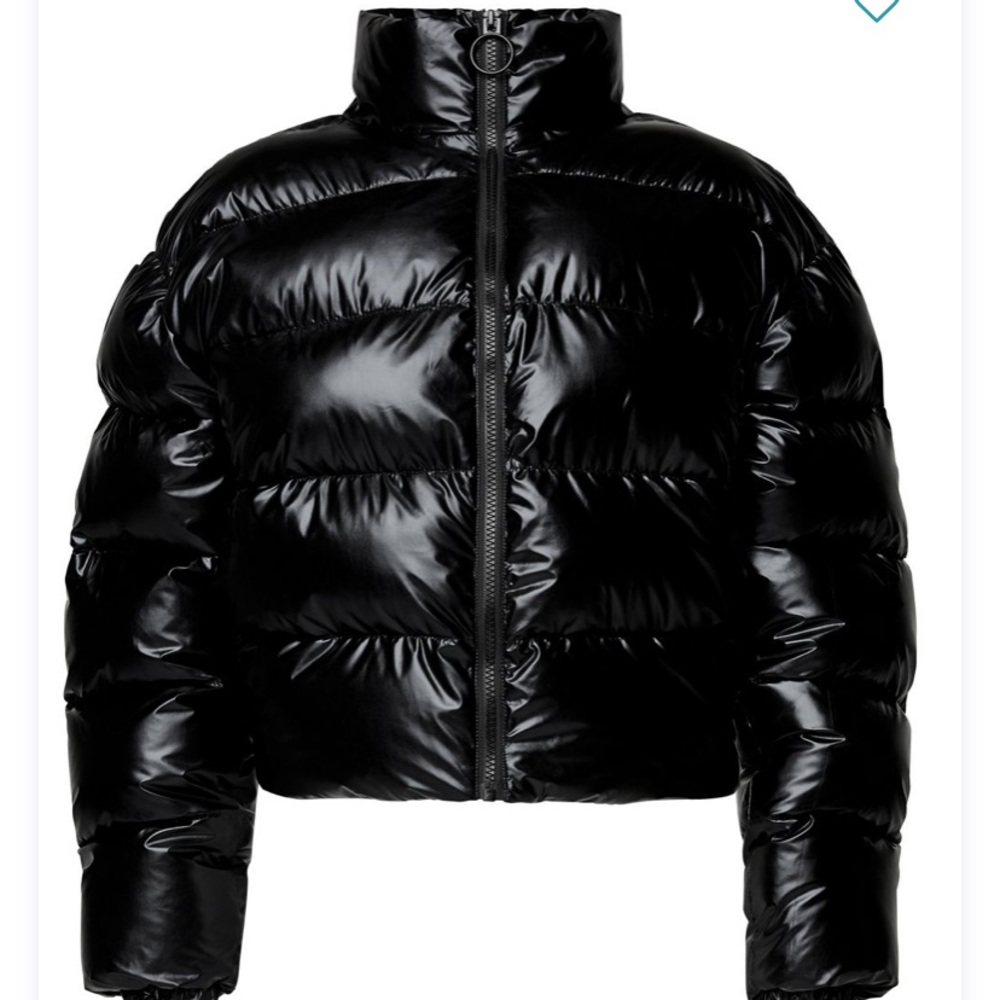 Fabletics puffer jacket, never worn, low stock